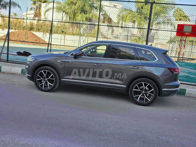 فولكس فاجن طوارق