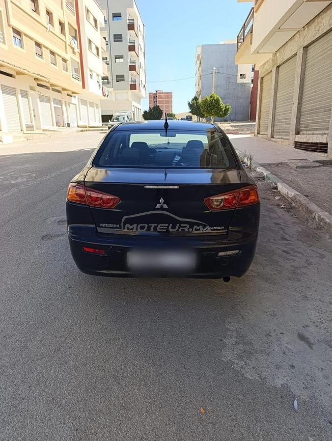Voiture Mitsubishi lancer model 2011 