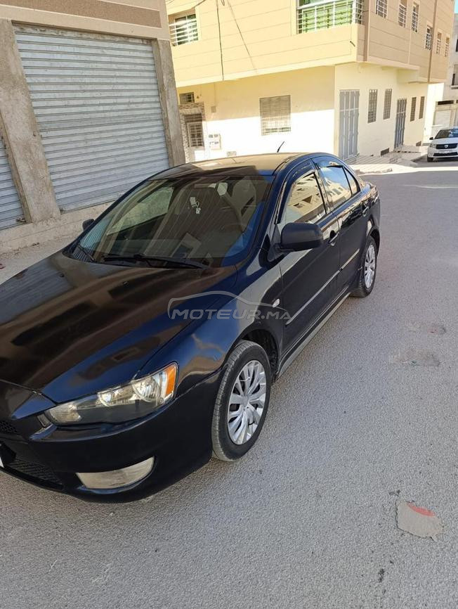 Voiture Mitsubishi lancer model 2011 