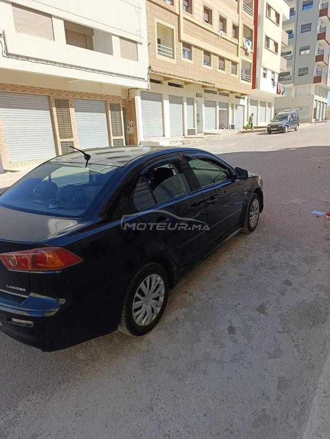 Voiture Mitsubishi lancer model 2011 