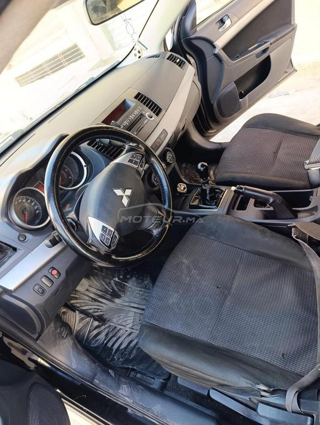 Voiture Mitsubishi lancer model 2011 