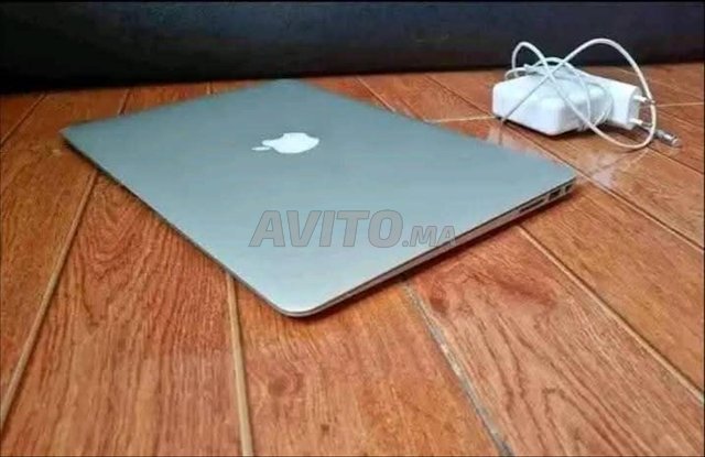 MacBook Air 2015 i5 Disc 256 SSD batterie 6h