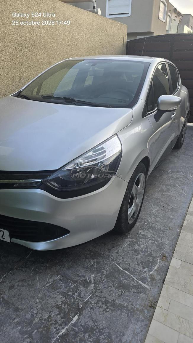   vente une clio 4 année 12/2013