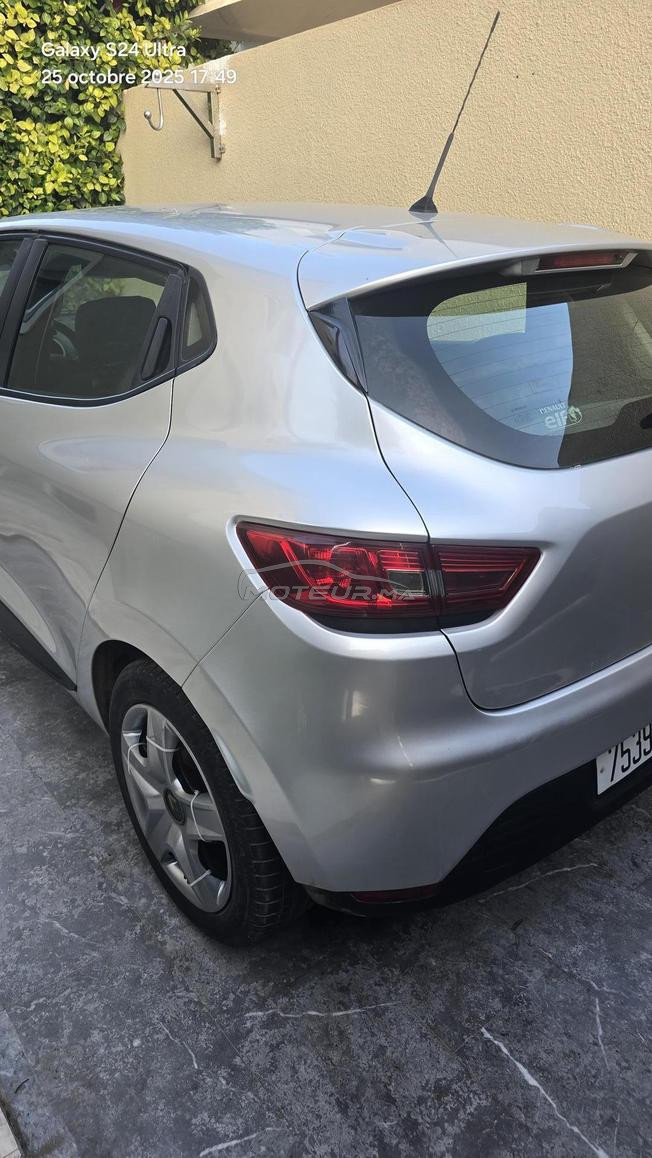   vente une clio 4 année 12/2013
