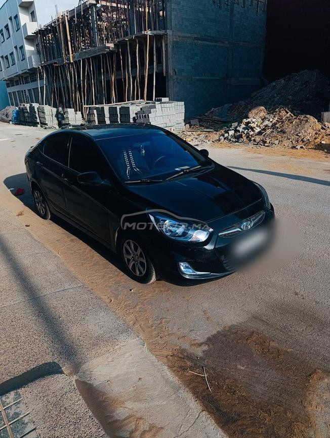 hyundai accent modèle 2015 très bonne état 