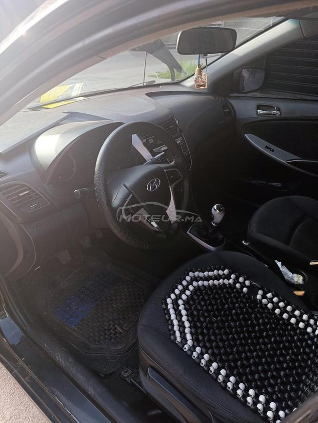 hyundai accent modèle 2015 très bonne état 