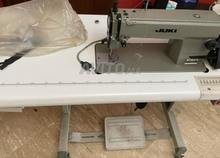 Machine à coudre JUKI très bon état
