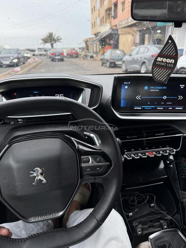 Peugeot 208 modèle 2023 GT ligne 