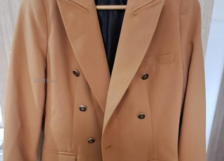 سترة نسائية