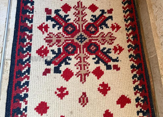 سجاد تركي قديم الطول 104 / العرض 60