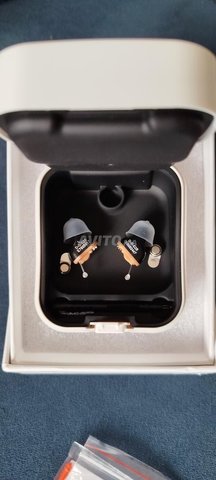 سماعة الأذن الطبية / جهاز سمعي