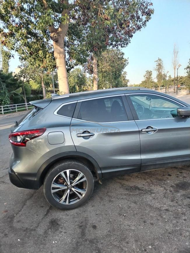 Nissan Qach