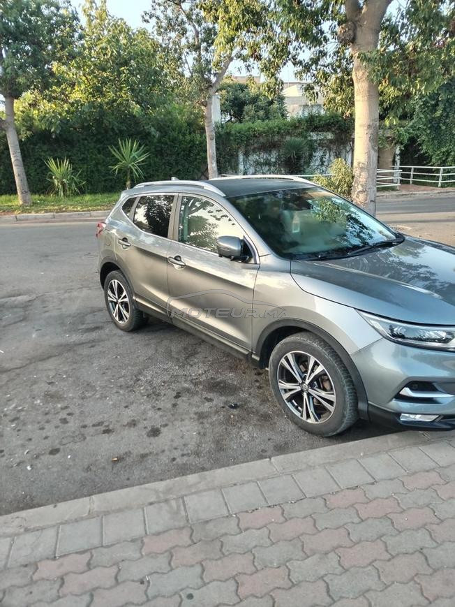 Nissan Qach