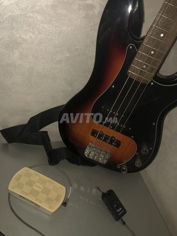 مجموعة جيتار باس عملية خفيفة