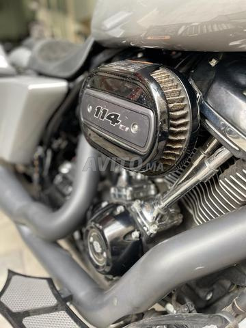 Harley Davidson Road King Custom – Style Bagger