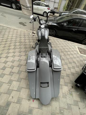Harley Davidson Road King Custom – Style Bagger