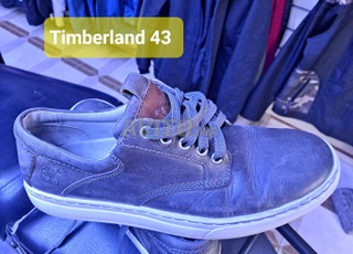 timberland 43 حالة جيدة جدا
