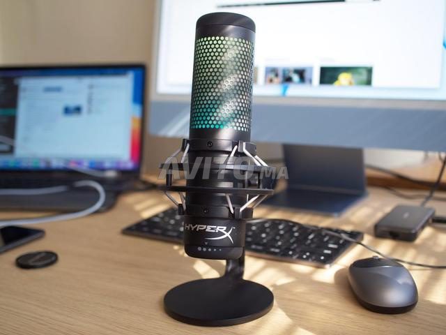 Micro HyperX QuadCast S haut de gamme pour un son professionnel - 2