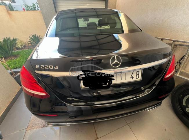 Mercedes E220 