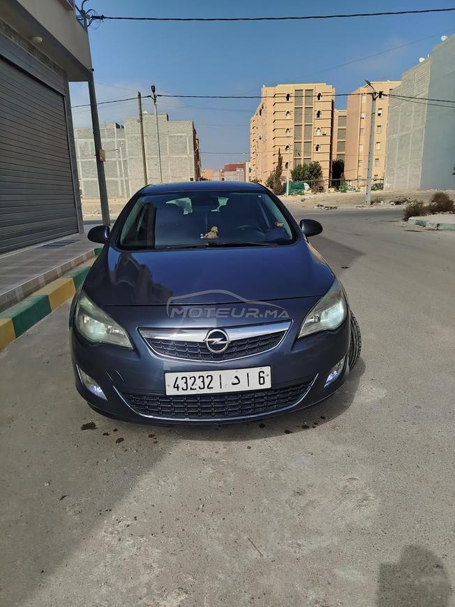 opel astra 2010