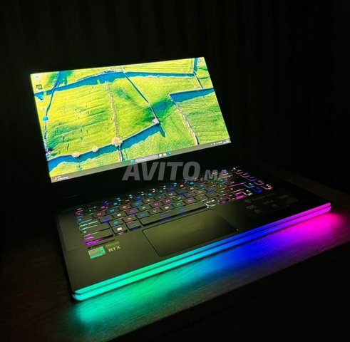 MSI Raider i7 12700H 32GB 1TB OLED RTX