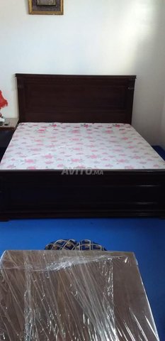 بيع غرفة نوم كاملة بحالة ممتازة