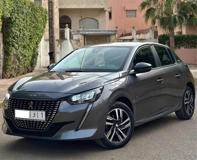 Peugeot 208 Allure 2021 Très bon état Full option