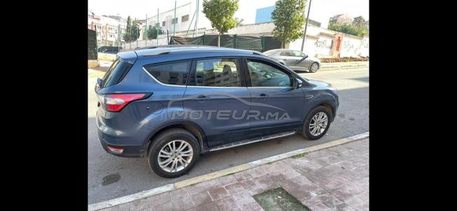 kuga oct 2018 très bon état 