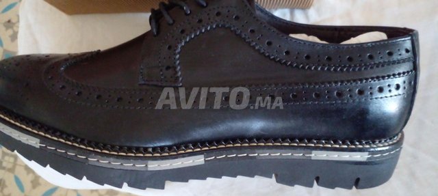 فرصة أحذية إيطالية مع أحزمة