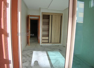 Studio vide à louer Casablanca Roche noir