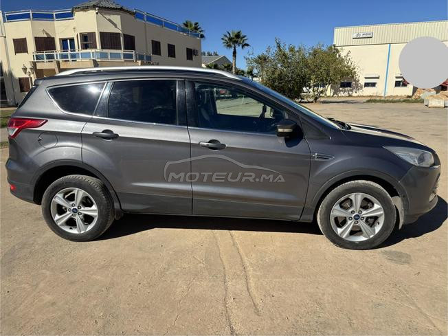 Ford Kuga en bon état 
