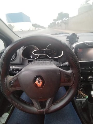 Renault Clio4 Essence Manuelle 2014 à Casablanca