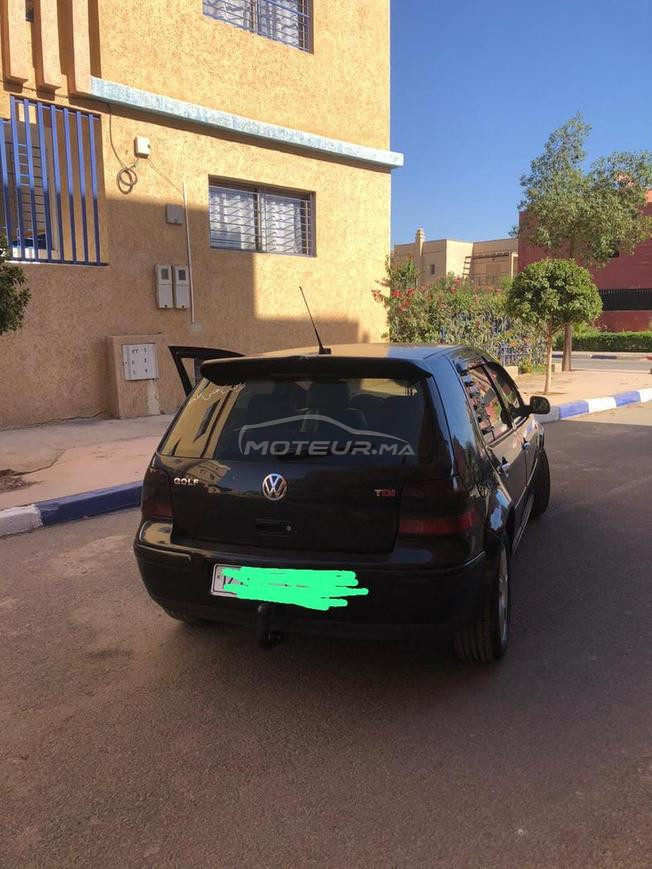 سياراة للبيع 