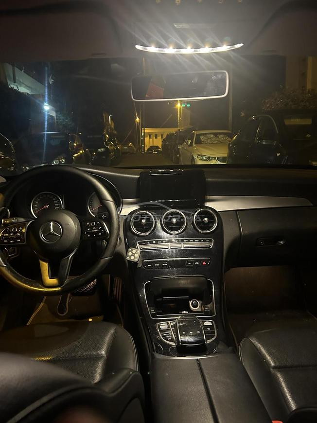 Mercedes-Benz 200 Diesel Automatique 2019 à Temara