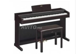 Piano Yamaha presque neuf