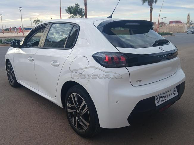 Peugeot 208 Diesel Manuelle 2023 à Oujda
