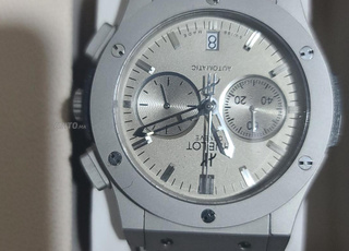 ساعة مستعملة