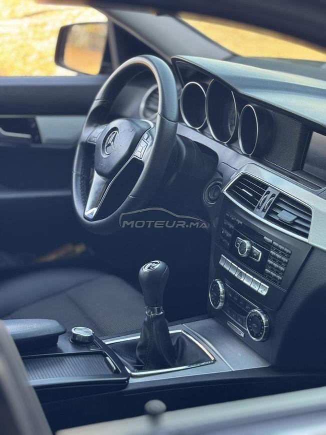 Mercedes-Benz C220 – Année 2012 dédouanée en 2013