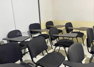 Des Chaises Scolaires À Vendre Tanger