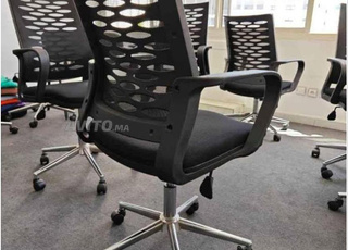 chaises scolaire avec ecritoir disponible