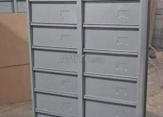 les armoire / CLAPETS Métallique a 20 casier