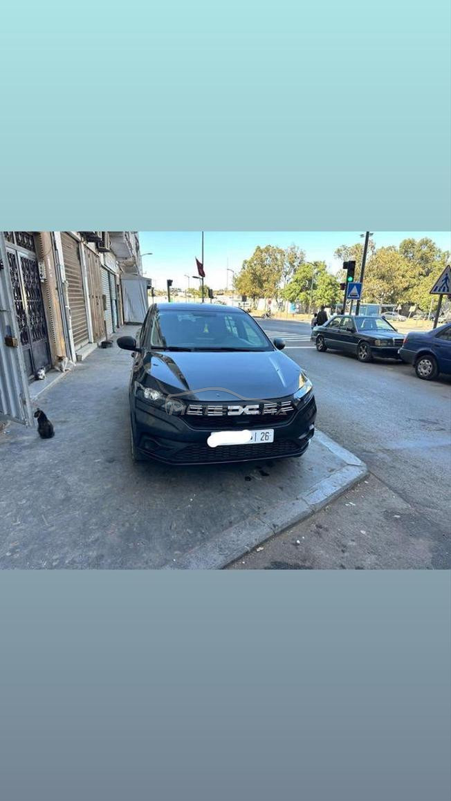 Dacia Logan Essence Automatique 2023 à Casablanca