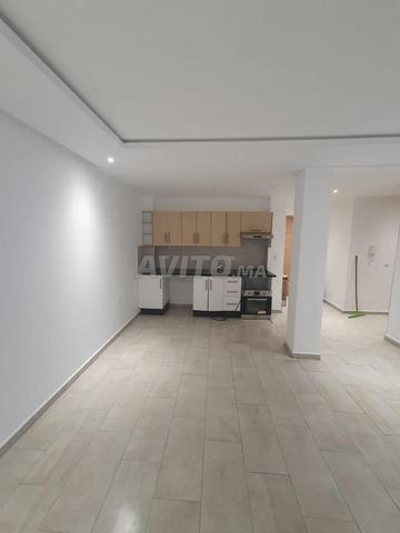 ستوديو للإيجار 63 متر مربع في الدار البيضاء المعاريف - 2