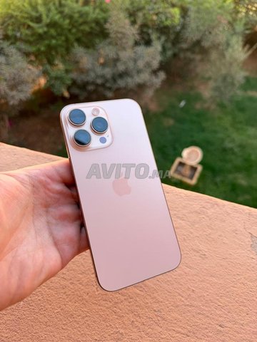 iphone 16 pro max esim