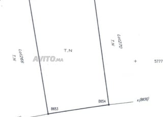 Terrain en face à Cap Tinjis Mnar