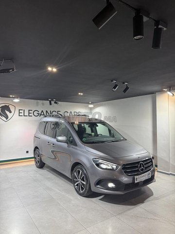 Mercedes-Benz T180 D