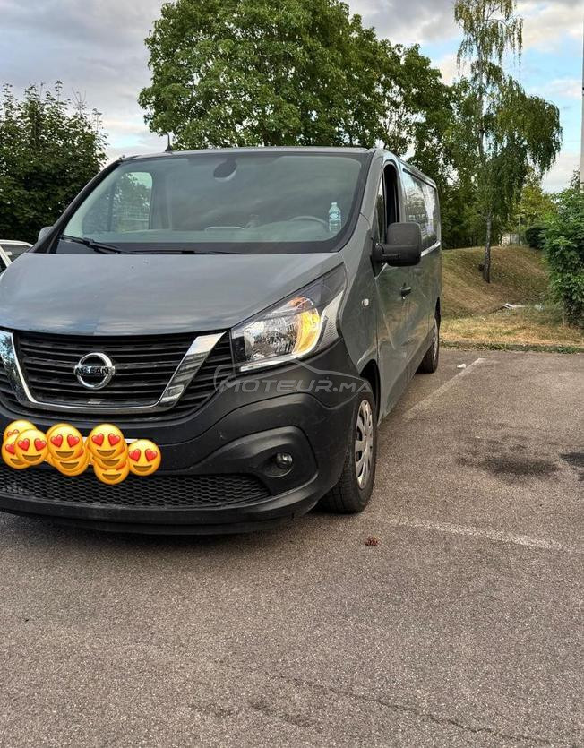 Nissan V300
