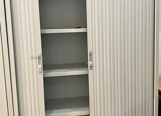 Les armoires en métal qualité import