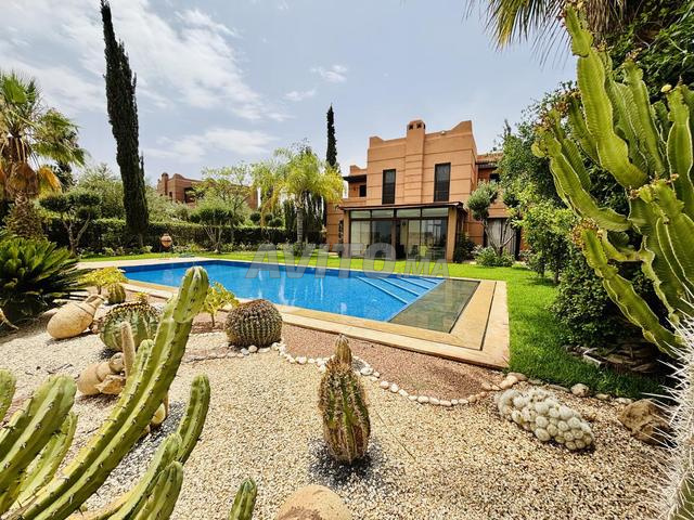 Villa 250m2 sur parcelle de 744m2 sans vis à vis