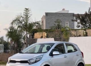 Kia Picanto Première main